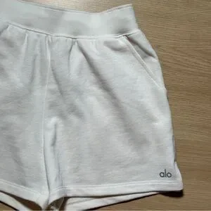 ヨガ alo yoga Low Key Sweat Short Low Key Sweat Short - Black | ALO